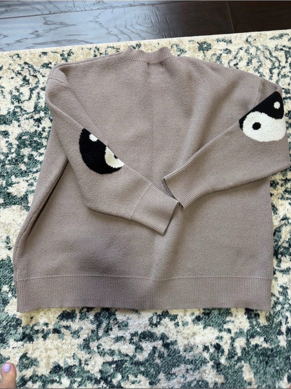Dressed in LALA Karma Queen Yin and Yang Knit Sweater - Picture 11 of 12